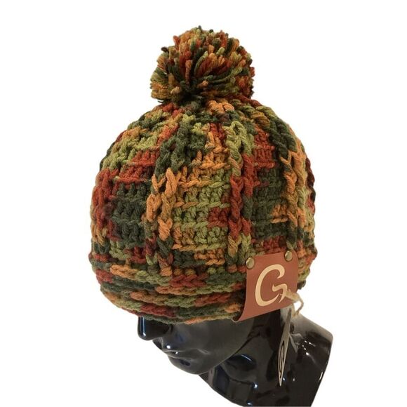 Chunky Beanie With Pom - Picture 1 of 5